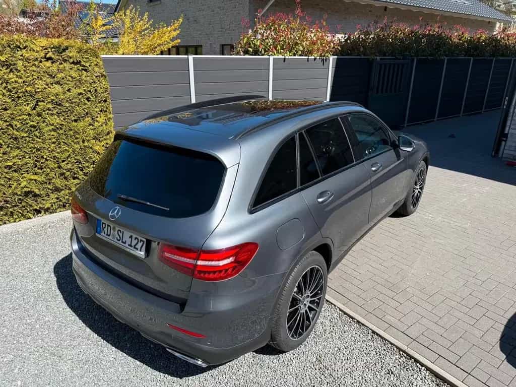 Mercedes-Benz GLC 250 d 4MATIC Autom. AMG, PANO, Leder 02/2018-photo-3