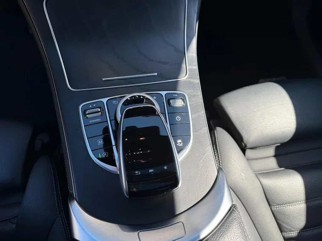 Mercedes-Benz GLC 250 d 4MATIC Autom. AMG, PANO, Leder 02/2018-photo-6