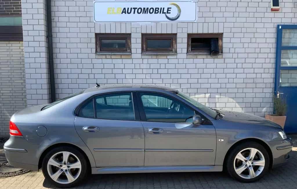 Saab 9-3 Lim. 2.0 T Vector Hirsch 1.Hand & Scheckheft 04/2007-photo-1