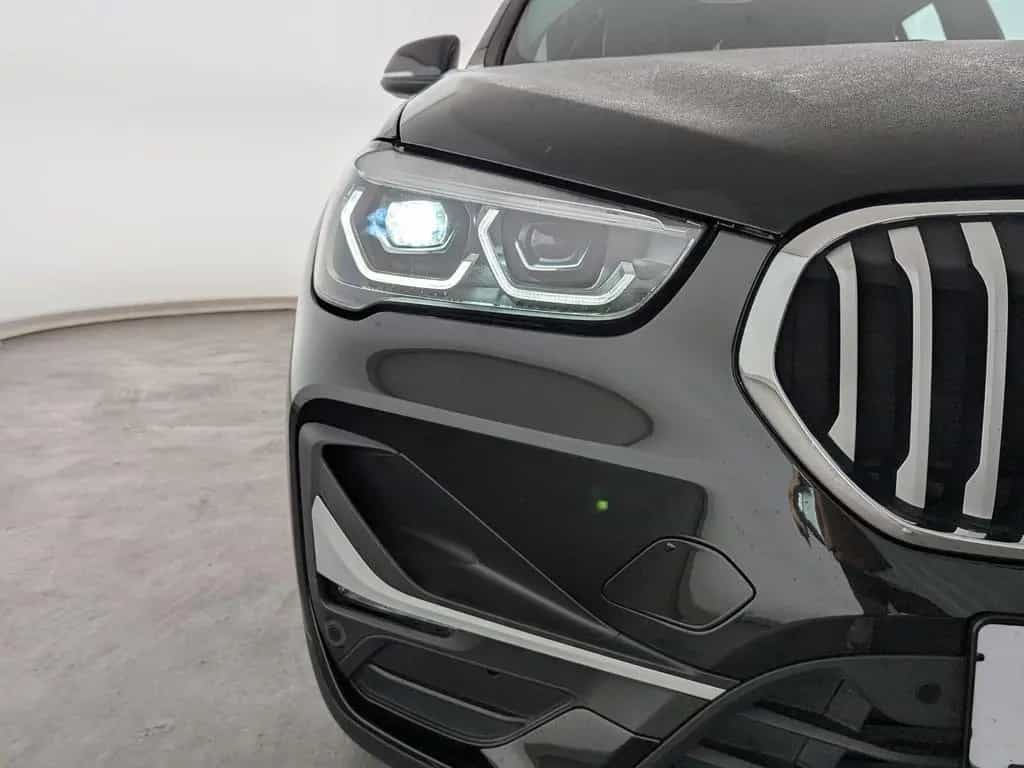 BMW X1 xDrive20i xLine LED+NAVI+PDC+SHZ+TEMP+ 08/2019-photo-2