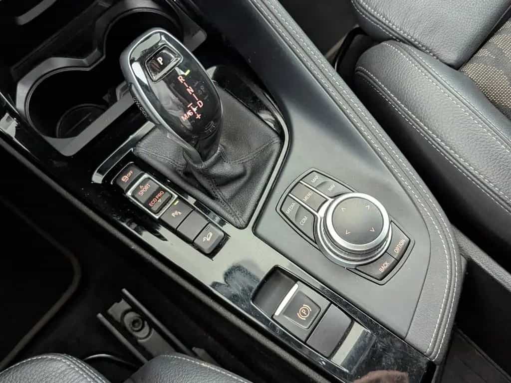 BMW X1 xDrive20i xLine LED+NAVI+PDC+SHZ+TEMP+ 08/2019-photo-22