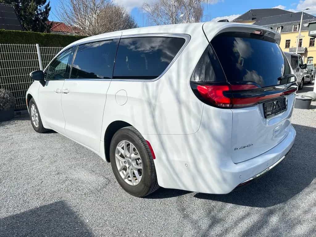Chrysler Pacifica 03/2024-photo-5