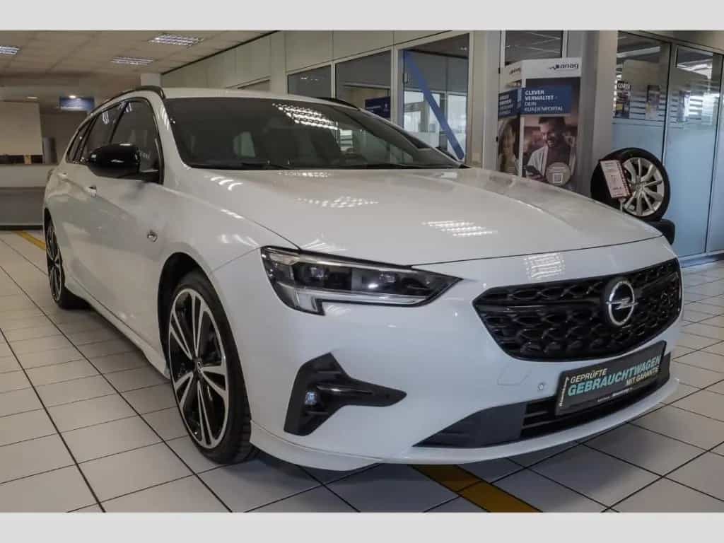 Opel Insignia B Sports Tourer Ultimate RückKam Leder 10/2022-photo-1