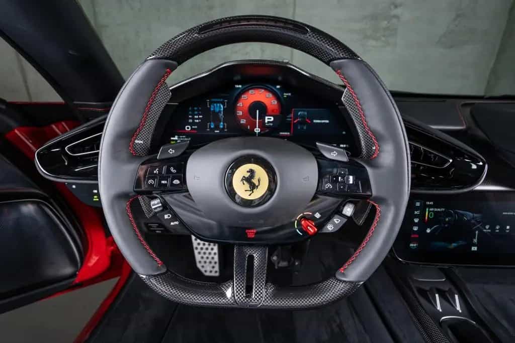 Ferrari 12Cilindri Carbon Lift Pano MY 26 ON STOCK null-photo-19