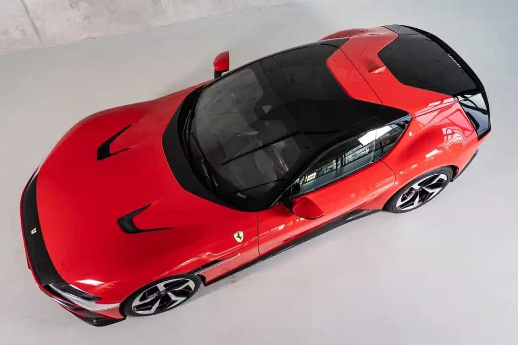 Ferrari 12Cilindri Carbon Lift Pano MY 26 ON STOCK null-photo-23