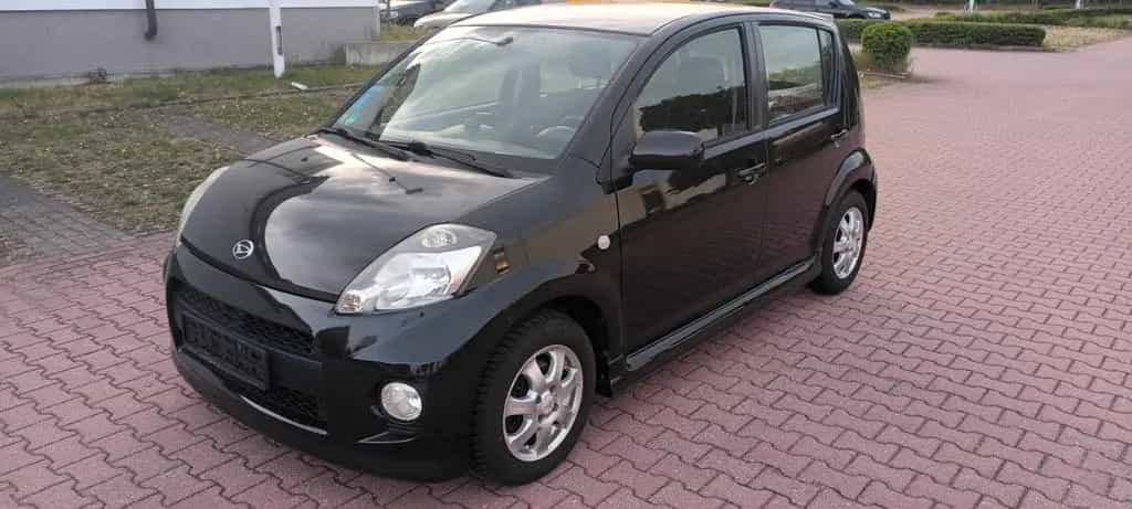 Daihatsu Sirion 1.5 S,8XRäder,Klima,TÜV 02.27 09/2007-photo-0