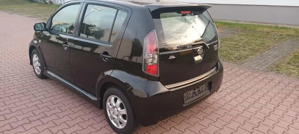 Daihatsu Sirion 1.5 S,8XRäder,Klima,TÜV 02.27 09/2007-photo-3