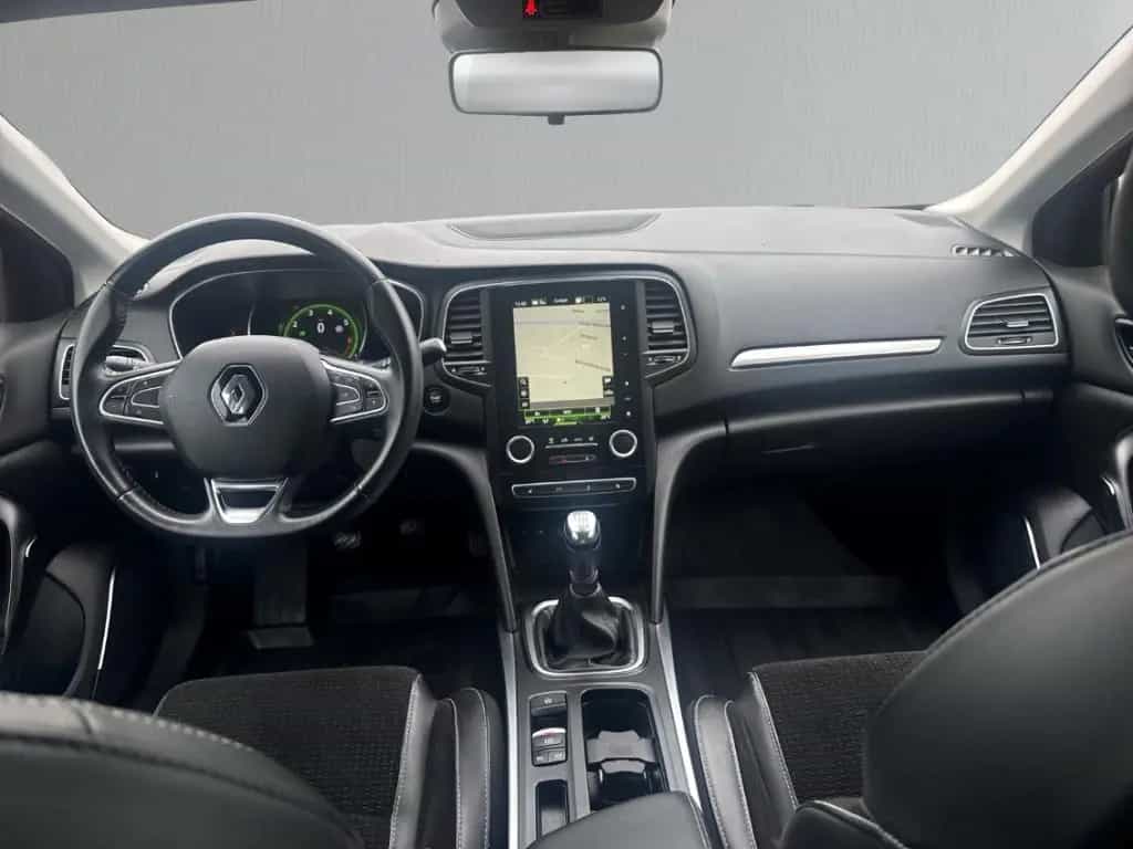 Renault Megane IV 1.2 TCe 130 Intens Navi StHzg SHZ GRA 06/2018-photo-14