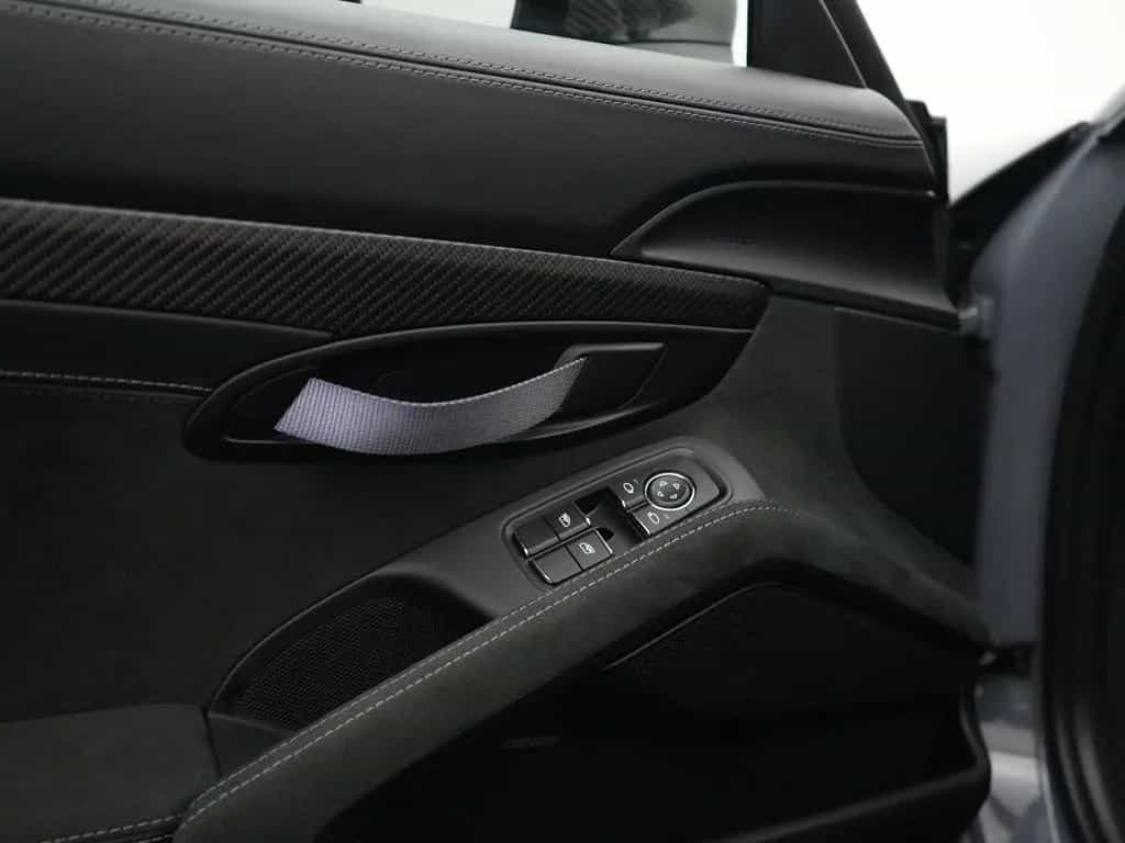 Porsche 718 Cayman GT4 RS 09/2022-photo-27