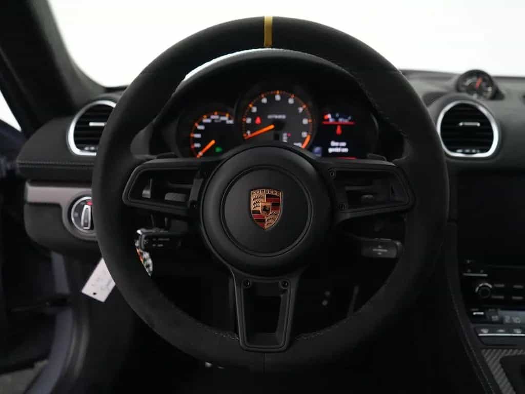 Porsche 718 Cayman GT4 RS 09/2022-photo-4