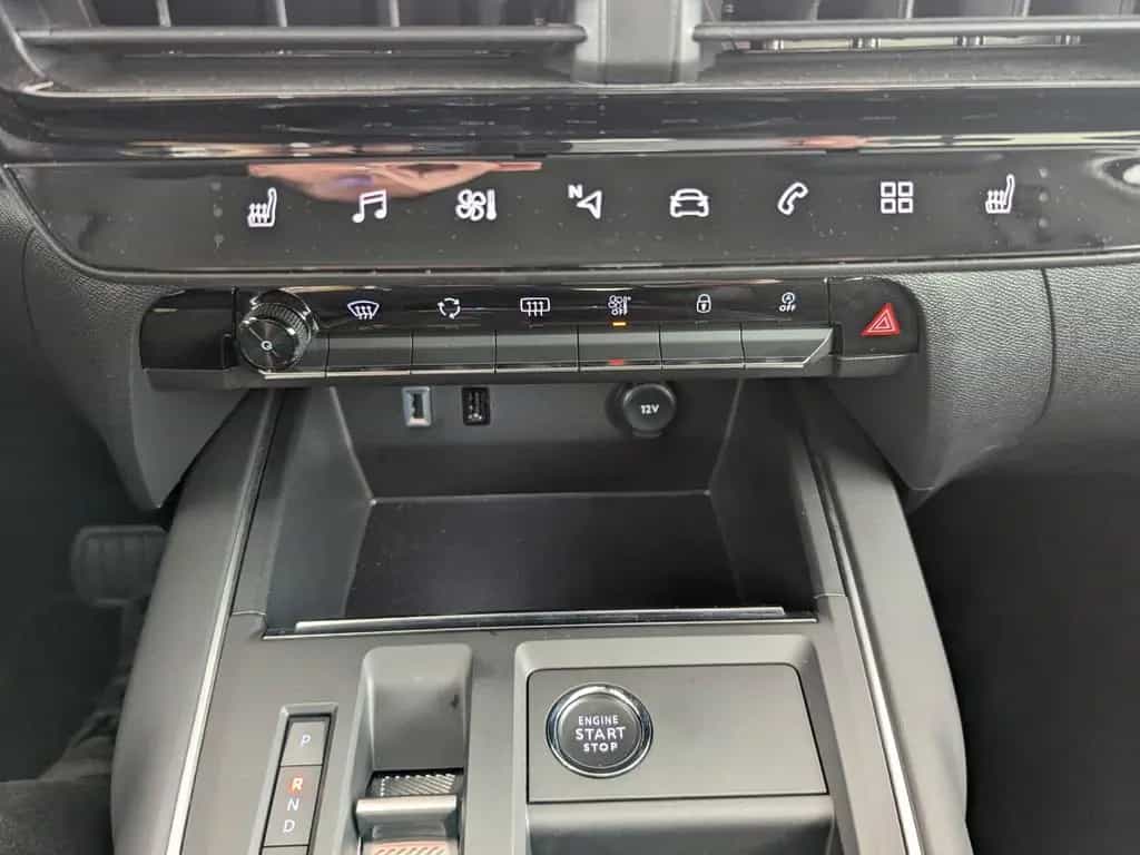 Citroën C5 Aircross 1.2 PureTech 130 Shine S&S LED+NAVI+ 03/2024-photo-21