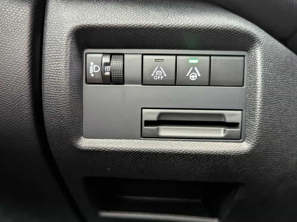 Citroën C5 Aircross 1.2 PureTech 130 Shine S&S LED+NAVI+ 03/2024-photo-26