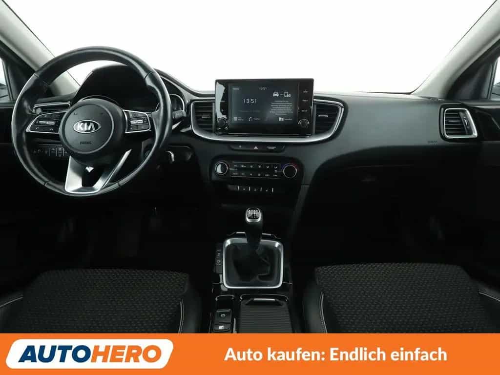 Kia XCeed 1.4 TGDI Vision *CAM*BiXENON*CAM*SHZ*LHZ* 11/2019-photo-7
