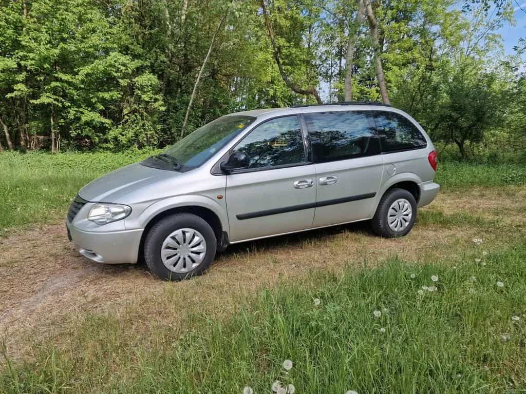 Chrysler Voyager SE 2.8 CRD Autom. SE 08/2005-photo-1
