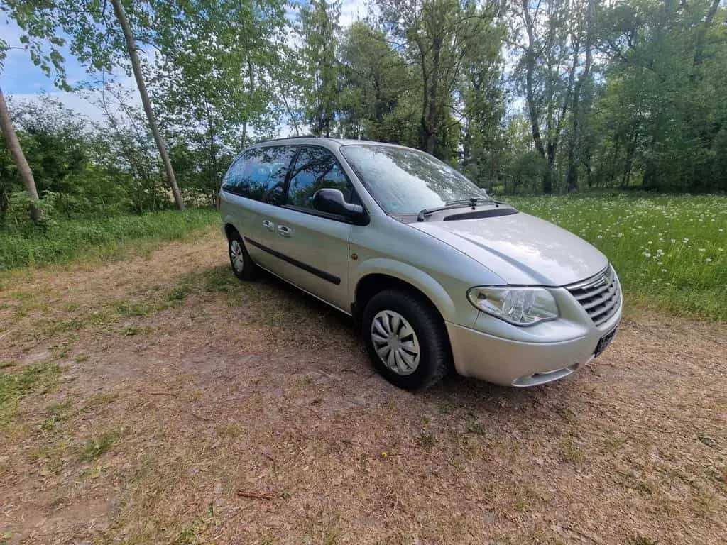 Chrysler Voyager SE 2.8 CRD Autom. SE 08/2005-photo-3
