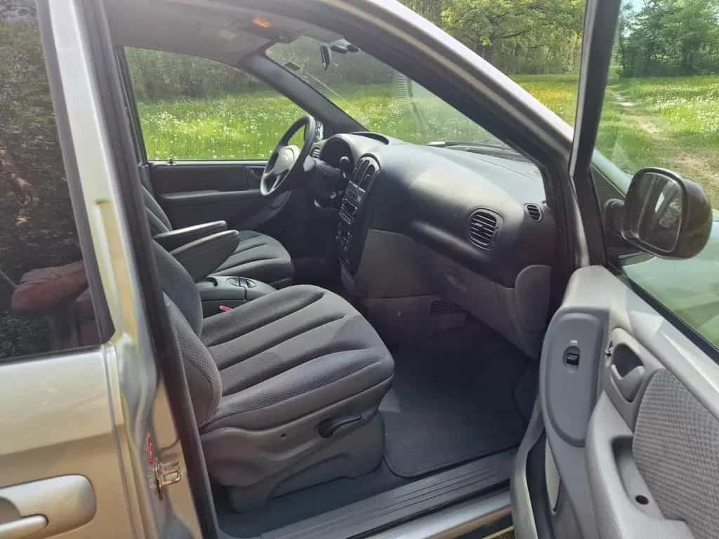 Chrysler Voyager SE 2.8 CRD Autom. SE 08/2005-photo-9