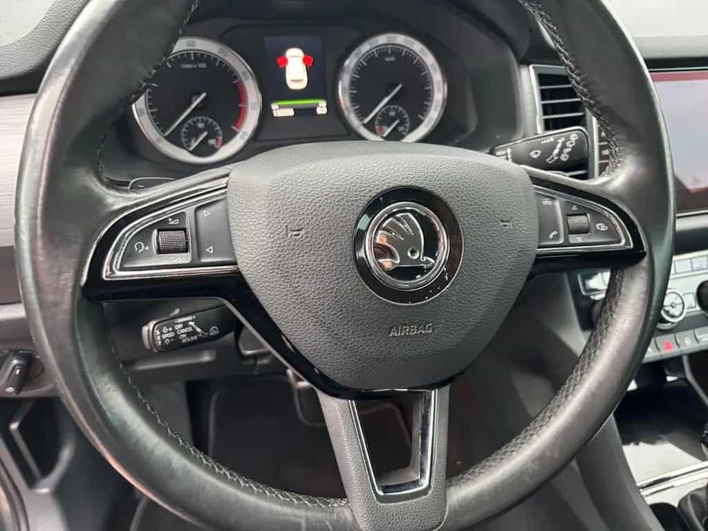 Skoda Kodiaq Ambition 4x4/ACC/Navi/FSE/DAB/8fach 08/2017-photo-13
