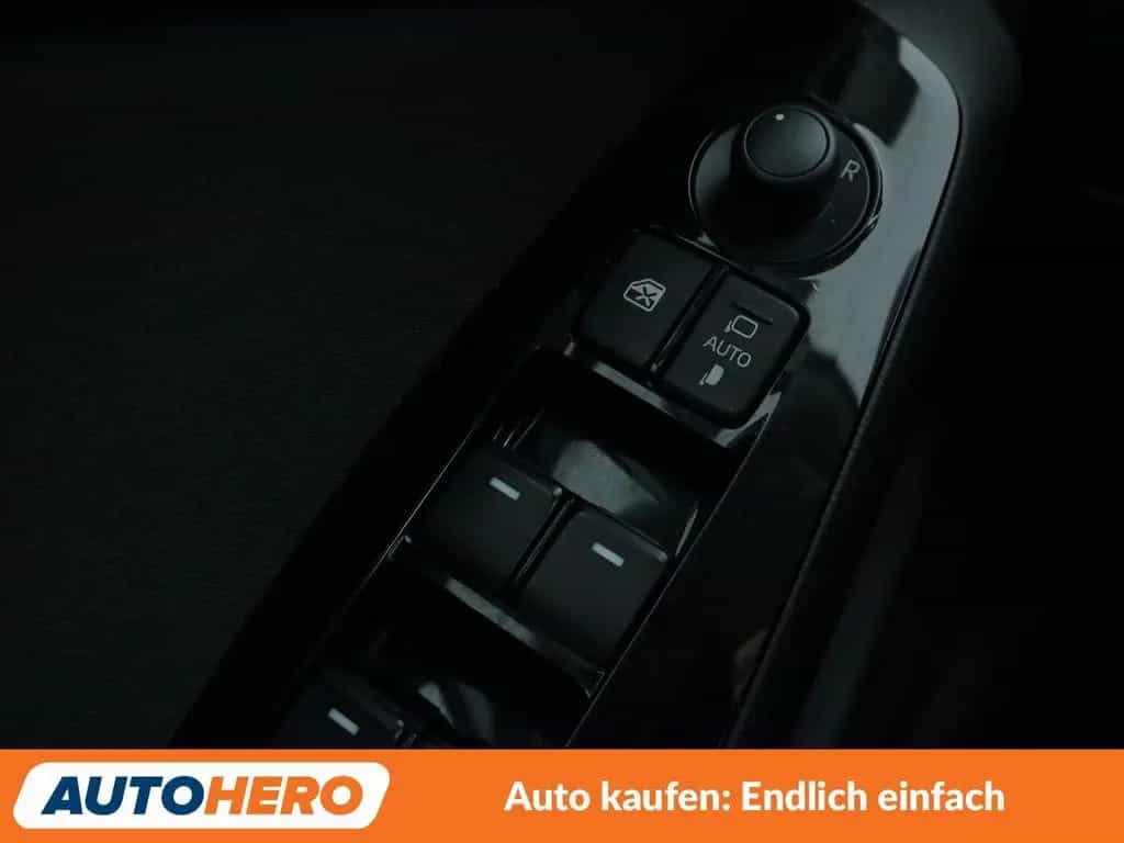 Mazda 3 2.2 Turbodiesel Exclusive-Line*CAM*NAVI*PDC* 09/2017-photo-25