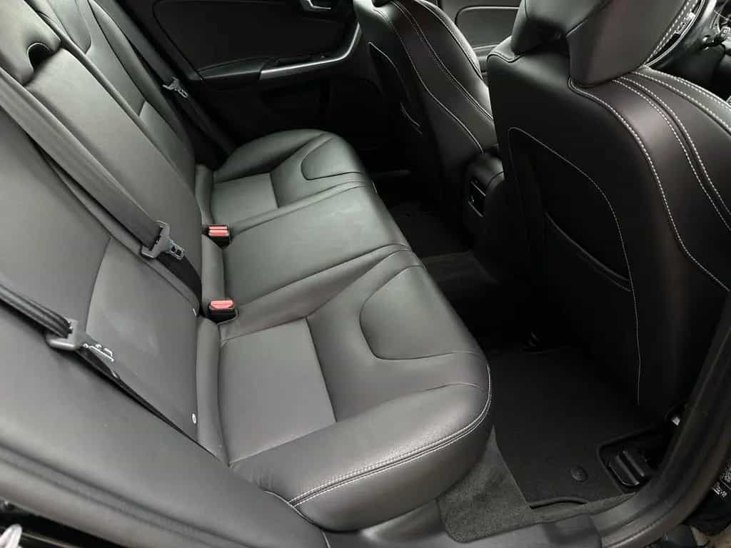 Volvo V60 Kombi Linje Svart NAV LEDER 03/2018-photo-11
