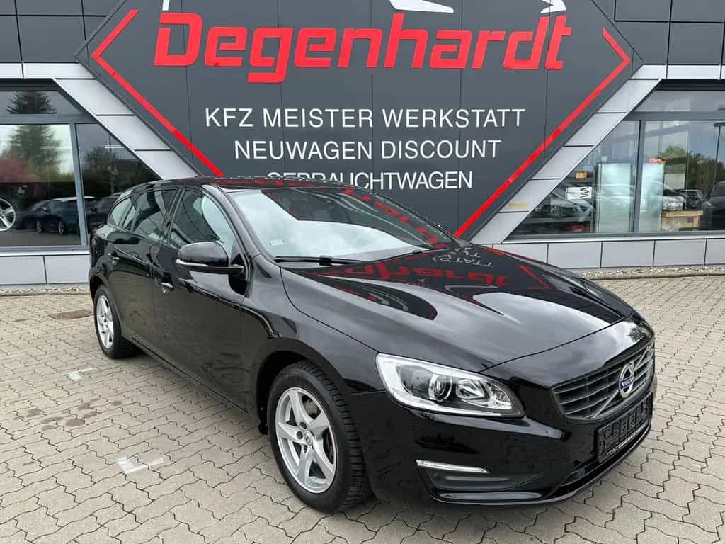 Volvo V60 Kombi Linje Svart NAV LEDER 03/2018-photo-14