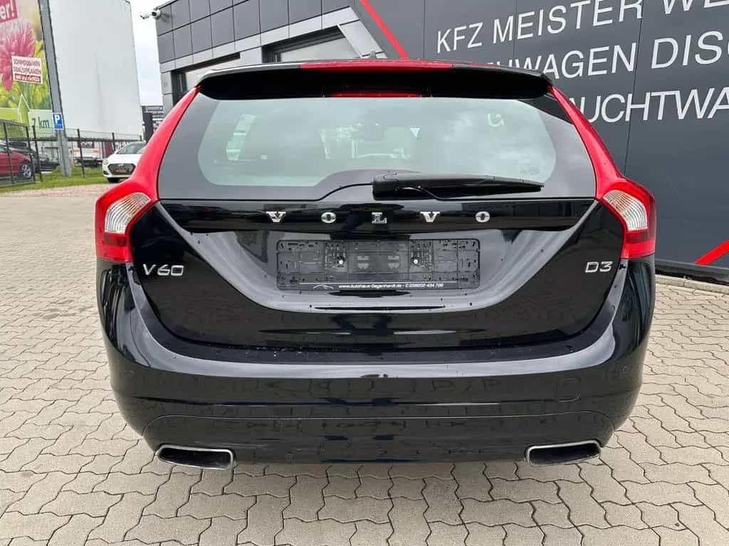 Volvo V60 Kombi Linje Svart NAV LEDER 03/2018-photo-8