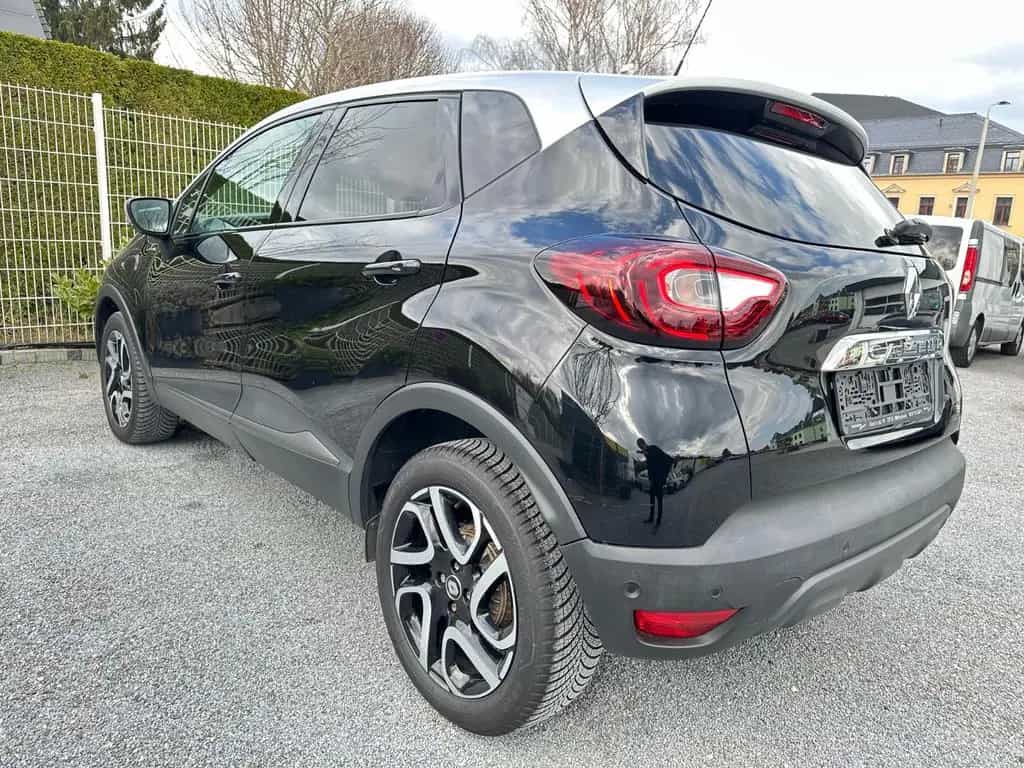 Renault Captur BOSE Edition Automatik LED 01/2018-photo-5