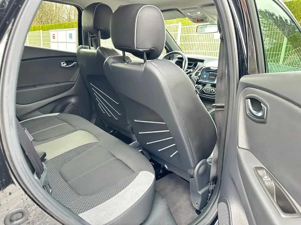 Renault Captur BOSE Edition Automatik LED 01/2018-photo-9