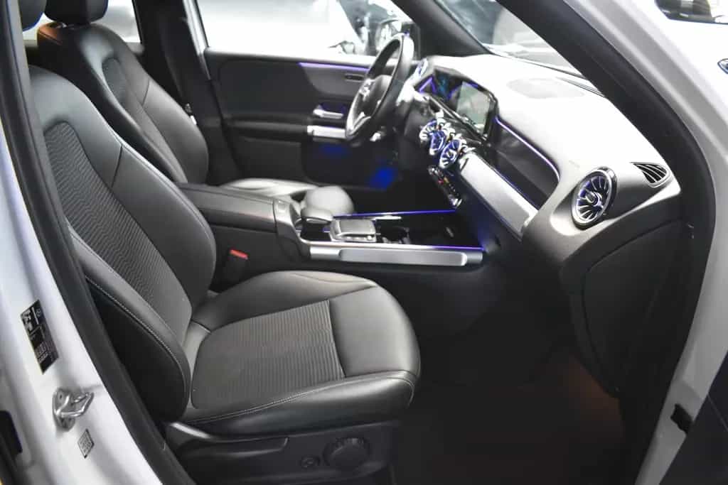 Mercedes-Benz GLB-Class d*PANORAMA*MULTIBEAM*NIGHT-PAKET*LED*SHZ 02/2023-photo-6