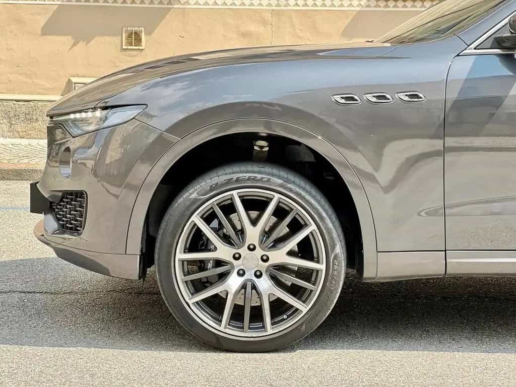 Maserati Levante V6 430 CV S AWD Granlusso 10/2017-photo-8