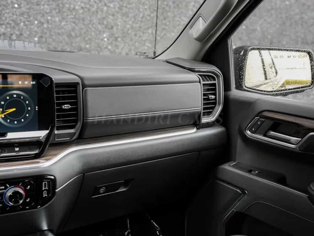 Chevrolet Silverado 2025 Silverado 1500 LT Trail Boss € 59500 null-photo-14