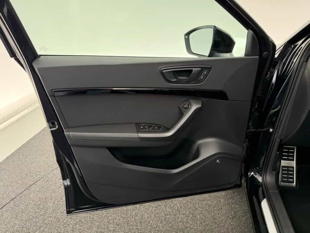 Seat Ateca 2.0 TSI 4Dr.*FR*LED-PANO-AHK-ACC-KESSY-18" 09/2020-photo-24