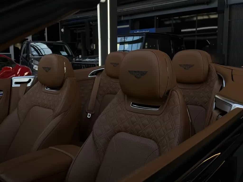 Bentley Continental GTC W12 CARBON / MULLINER /ALL BLACK 11/2019-photo-26