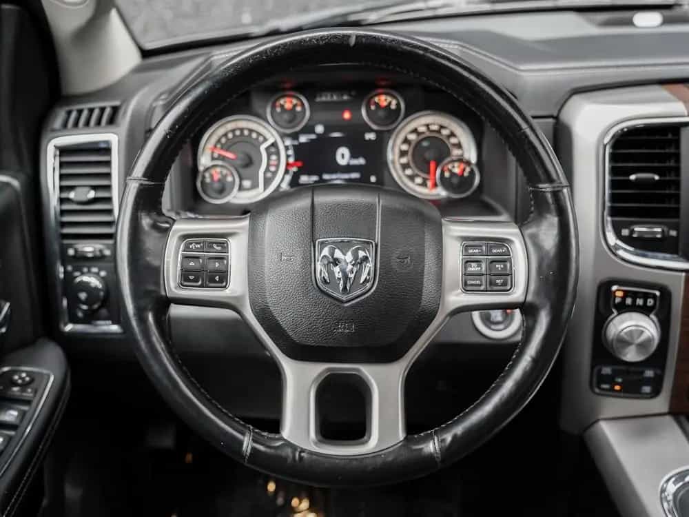Dodge 2016 Laramie €20500 +200L LPG +ONE PIECE COVER 04/2016-photo-14