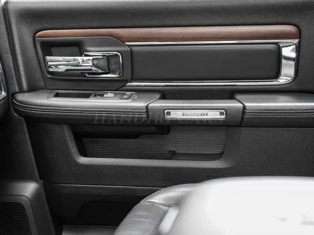 Dodge 2016 Laramie €20500 +200L LPG +ONE PIECE COVER 04/2016-photo-31