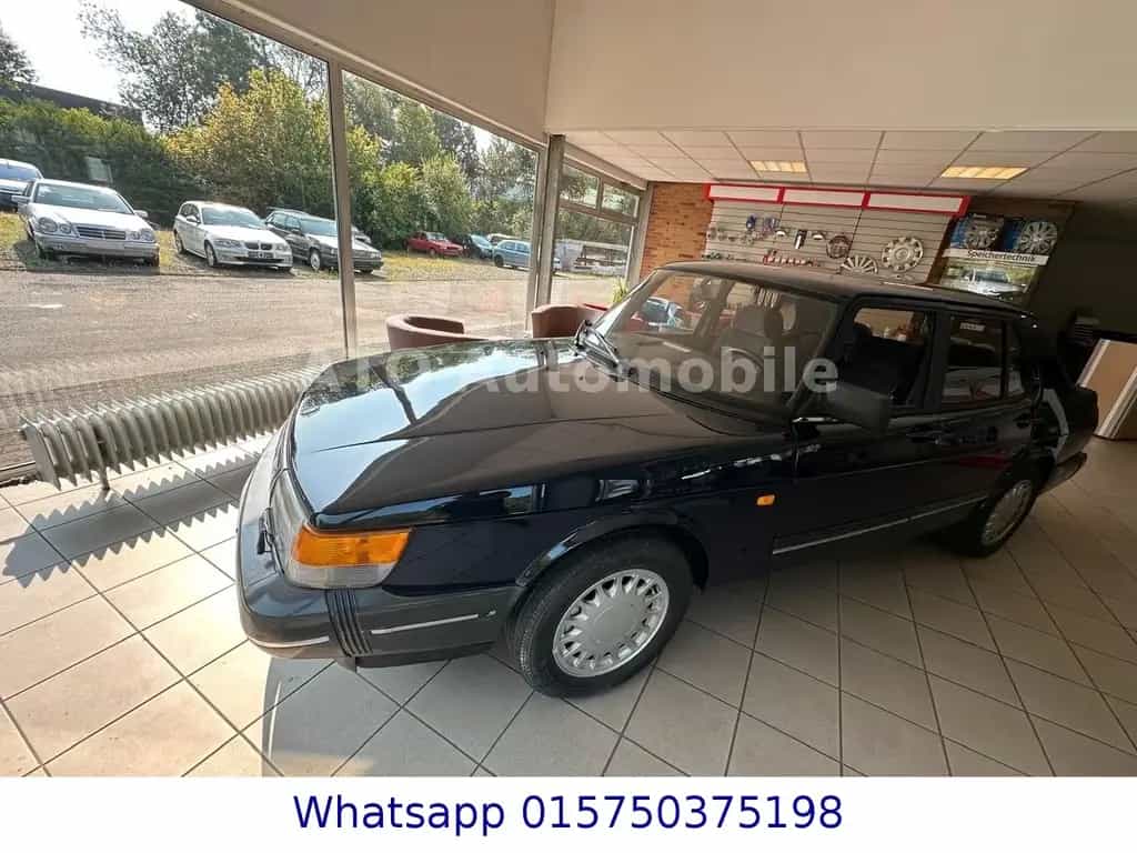 Saab 900 04/1989-photo-0