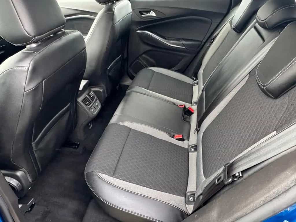 Opel Grandland Inovation/Automatik/Tüv+Inspektion NEU 11/2019-photo-10