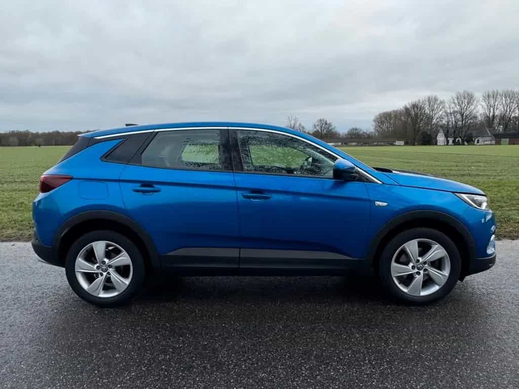 Opel Grandland Inovation/Automatik/Tüv+Inspektion NEU 11/2019-photo-4