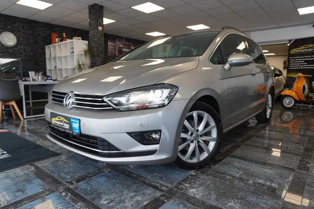Volkswagen Golf Sportsvan VII Highline BMT/Xenon/Aluräder/N 05/2017-photo-0