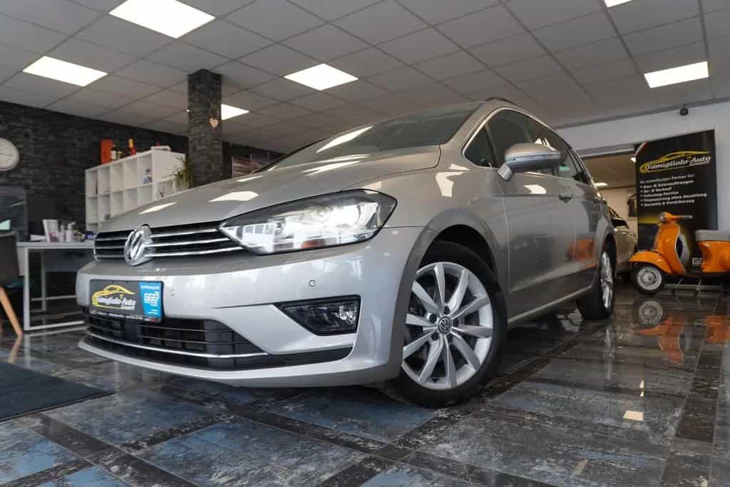 Volkswagen Golf Sportsvan VII Highline BMT/Xenon/Aluräder/N 05/2017-photo-1