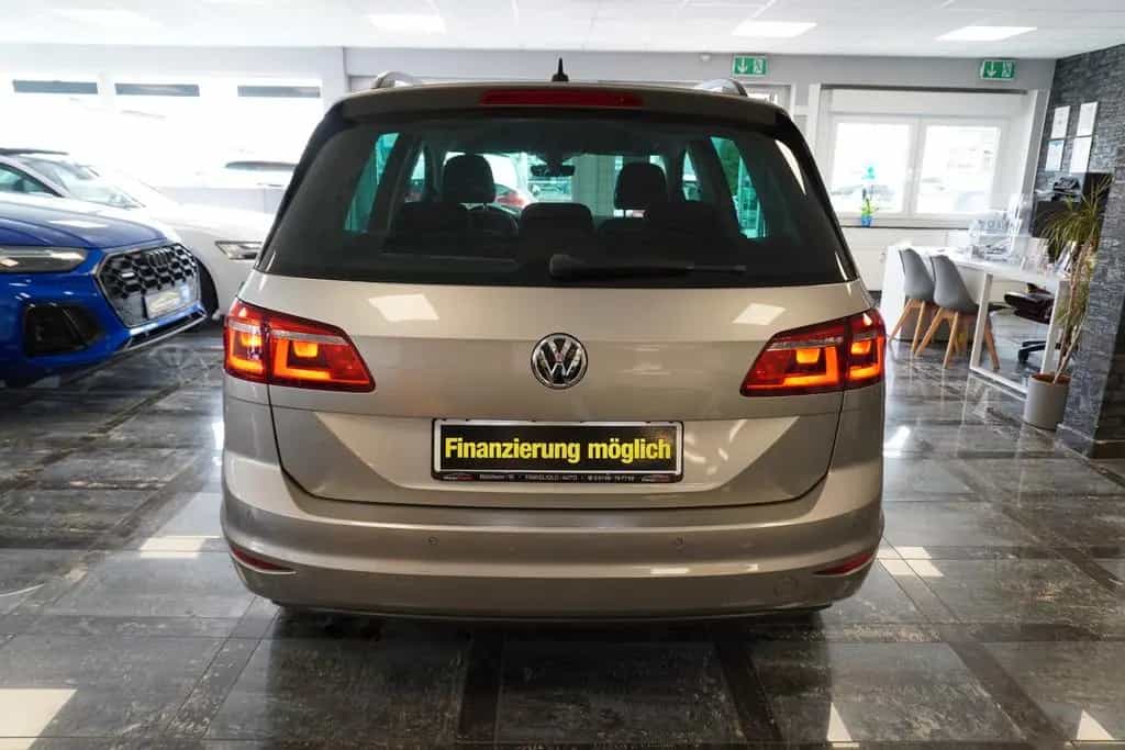 Volkswagen Golf Sportsvan VII Highline BMT/Xenon/Aluräder/N 05/2017-photo-12