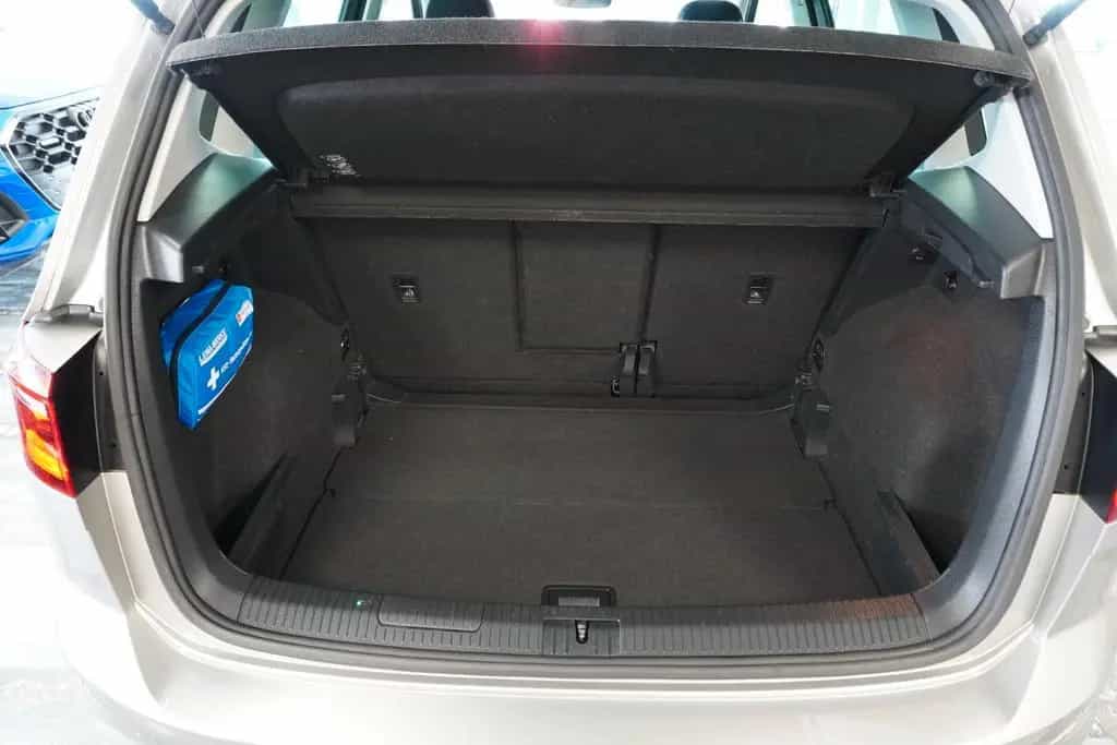 Volkswagen Golf Sportsvan VII Highline BMT/Xenon/Aluräder/N 05/2017-photo-13