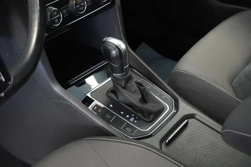 Volkswagen Golf Sportsvan VII Highline BMT/Xenon/Aluräder/N 05/2017-photo-27