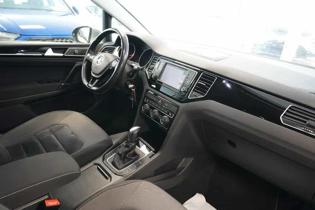 Volkswagen Golf Sportsvan VII Highline BMT/Xenon/Aluräder/N 05/2017-photo-37