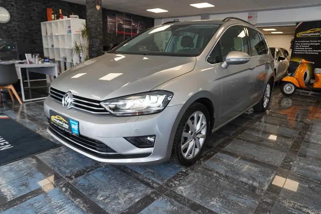 Volkswagen Golf Sportsvan VII Highline BMT/Xenon/Aluräder/N 05/2017-photo-9