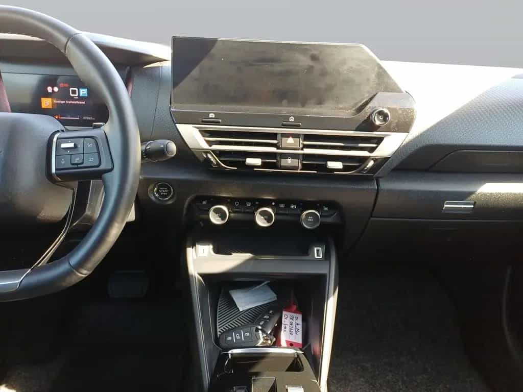 Citroën C4 PureTech 130 EAT8 Shine 10/2023-photo-10