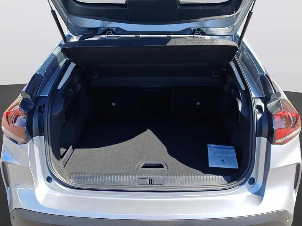 Citroën C4 PureTech 130 EAT8 Shine 10/2023-photo-5