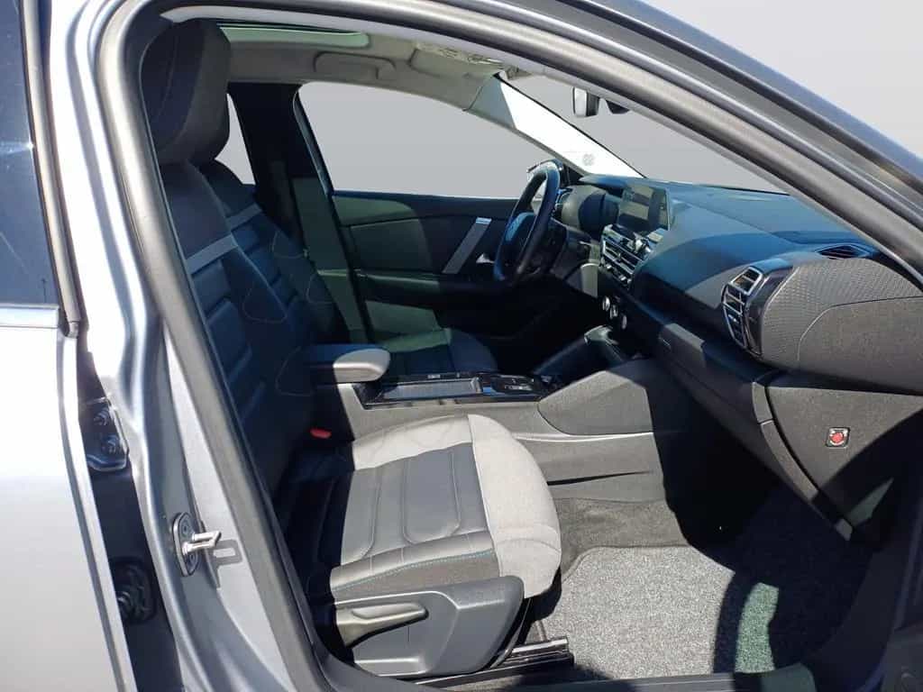 Citroën C4 PureTech 130 EAT8 Shine 10/2023-photo-9