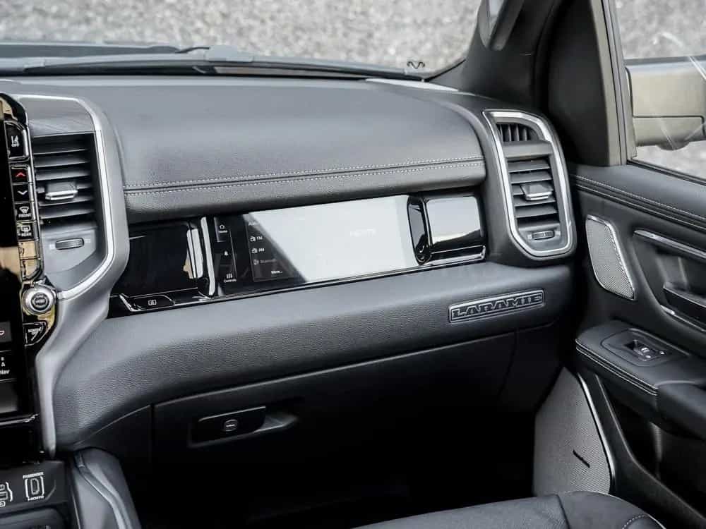 Dodge 2026 RAM 1500 Laramie !5.7L V8 HEMI! € 75500 null-photo-14