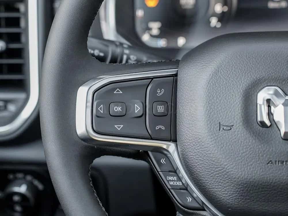 Dodge 2026 RAM 1500 Laramie !5.7L V8 HEMI! € 75500 null-photo-17