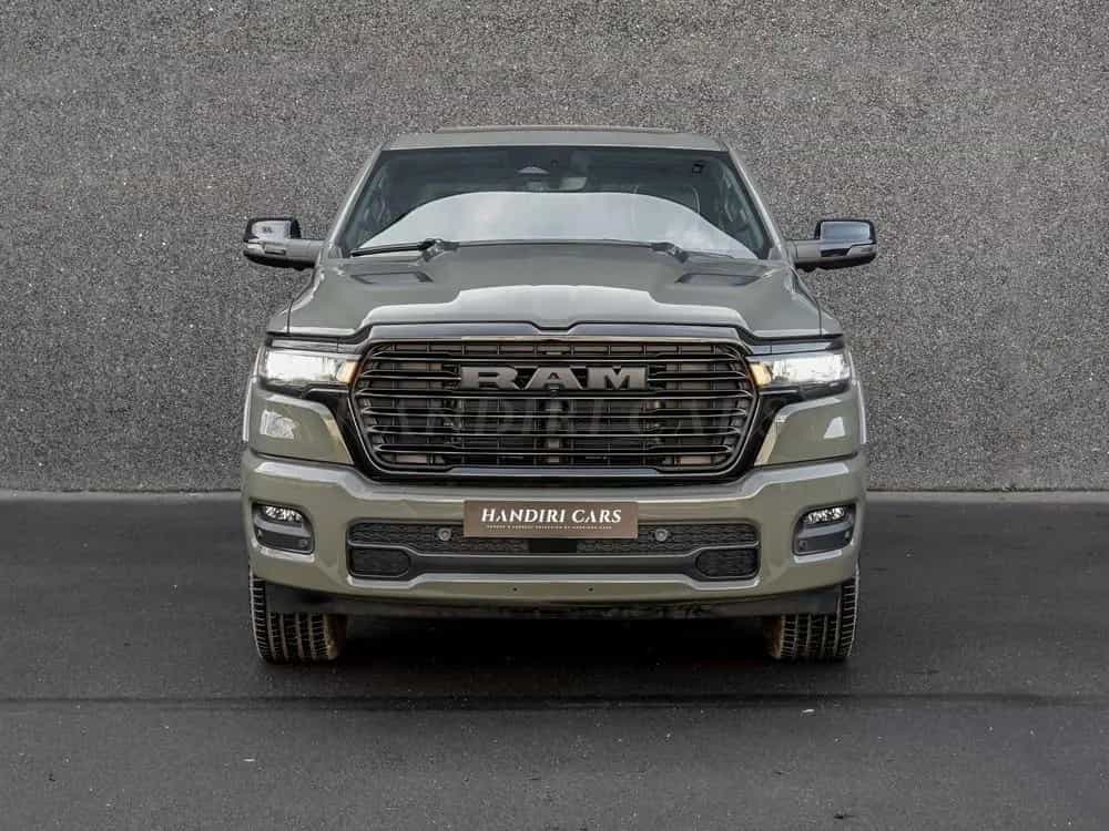 Dodge RAM 2026 5.7L V8 HEMI! RAM 1500 Laramie€ 76200 null-photo-1